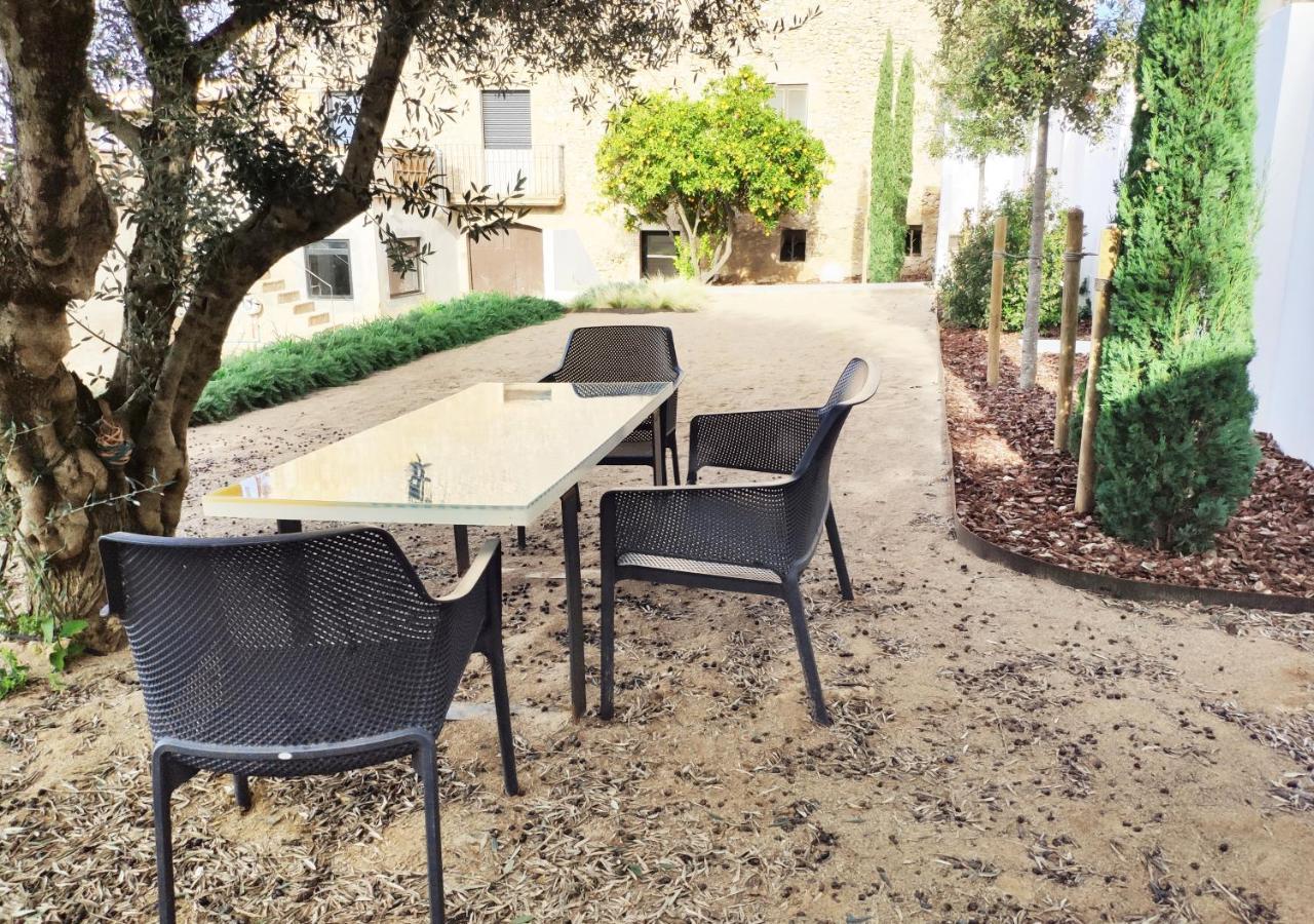 Bonaire Suites Sant Mori Bagian luar foto